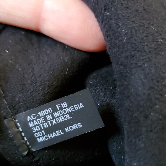 Michael Kors Junie Black Pebble Leather Backpack - Picture 4 of 7